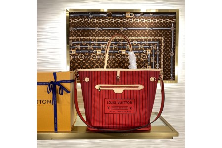 루*비통 NEVERFULL BANDOULIERE INSIDE OUT M12257
